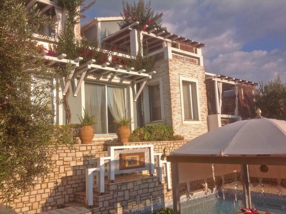 Opera House Paxos Hotel ไกออส ภายนอก รูปภาพ
